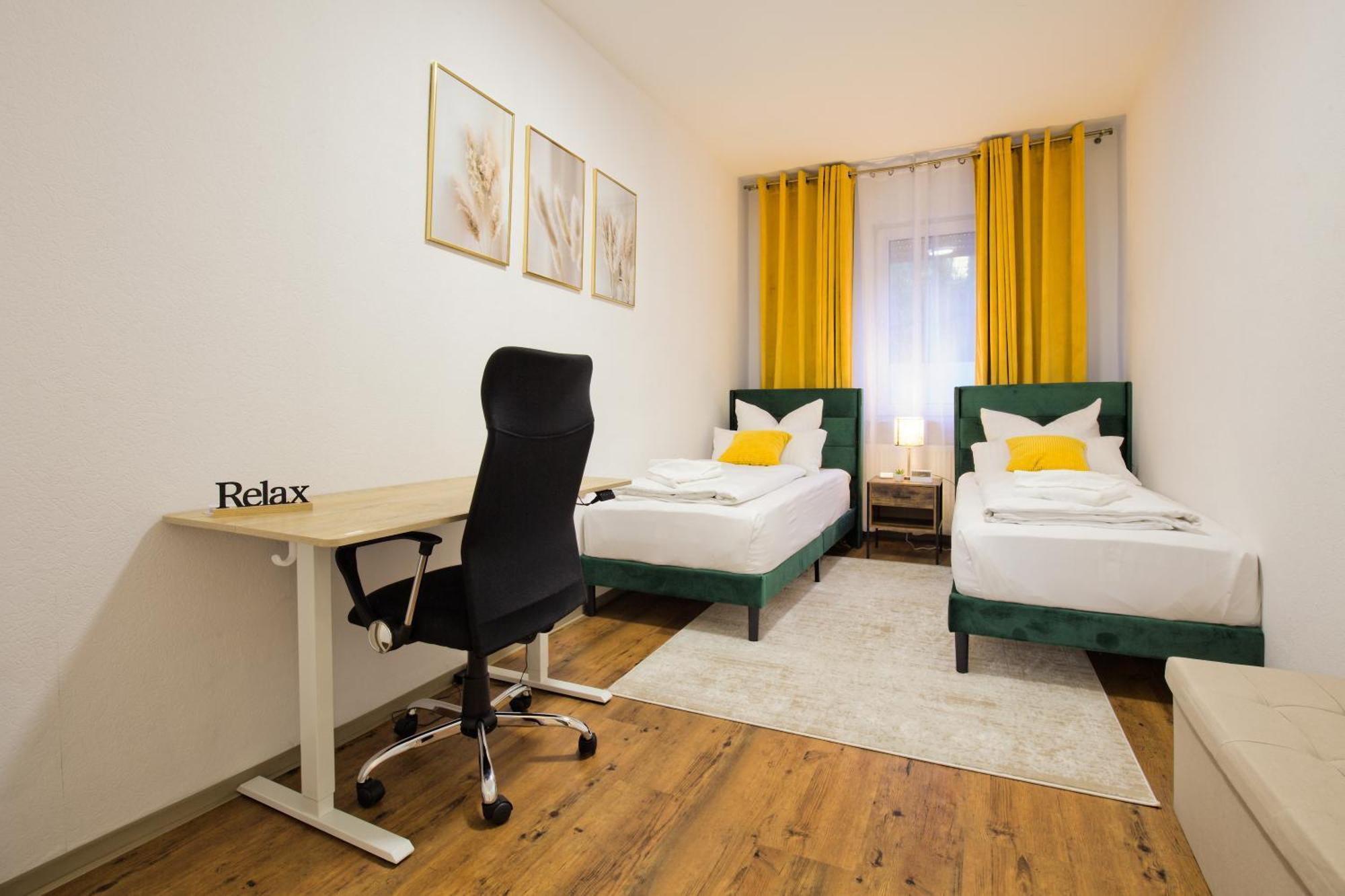 Apartment Living La Christal Mit Workspace & Games Fulda